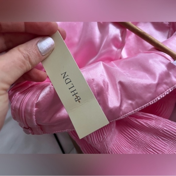 L'IDEE Art Deco Mini Dress in Lipstick - Picture 10 of 10